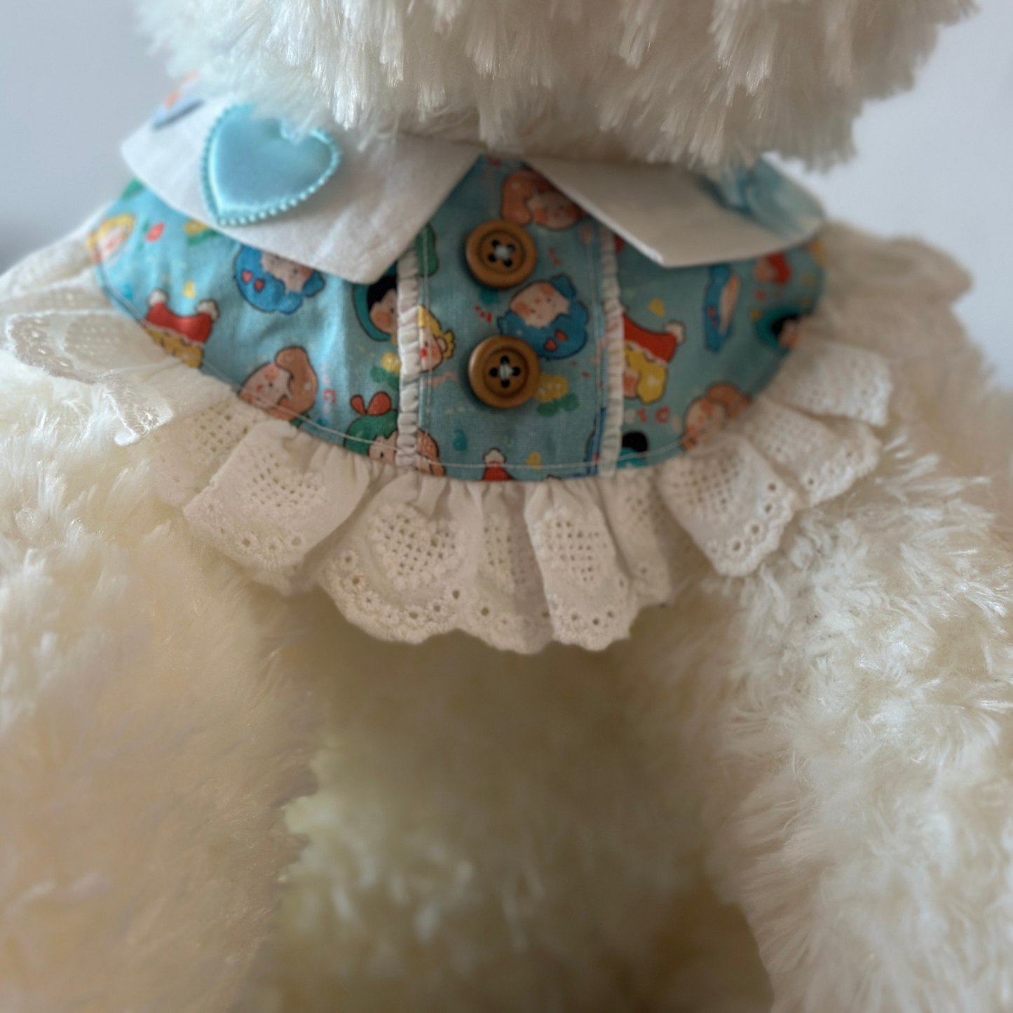 Customizable Cute Lace Pet Collar β Handmade Pet Ruffle Bib with Cartoon Print | Detachable Soft Cat Accessory for Photos & Outfits
