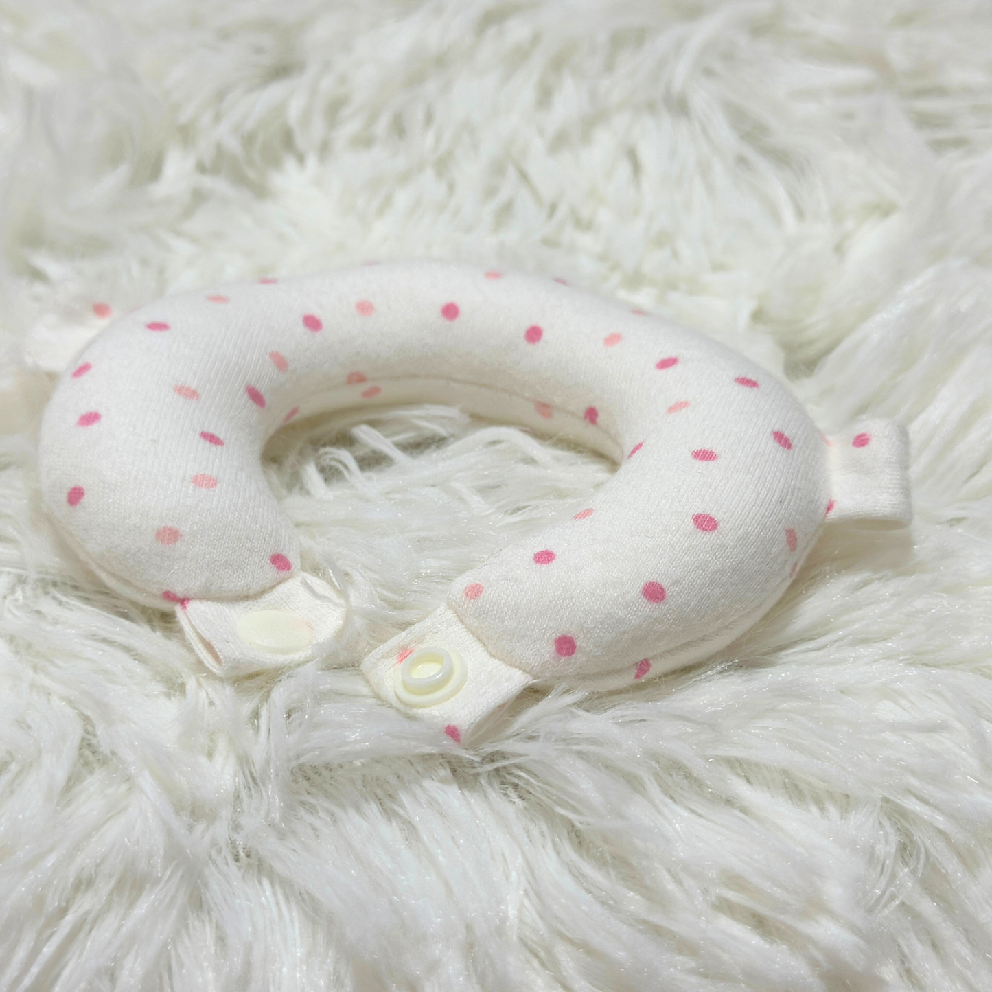 U-Shaped Labubu Neck Pillow Bag β Wearable Crossbody for Cute Labubus