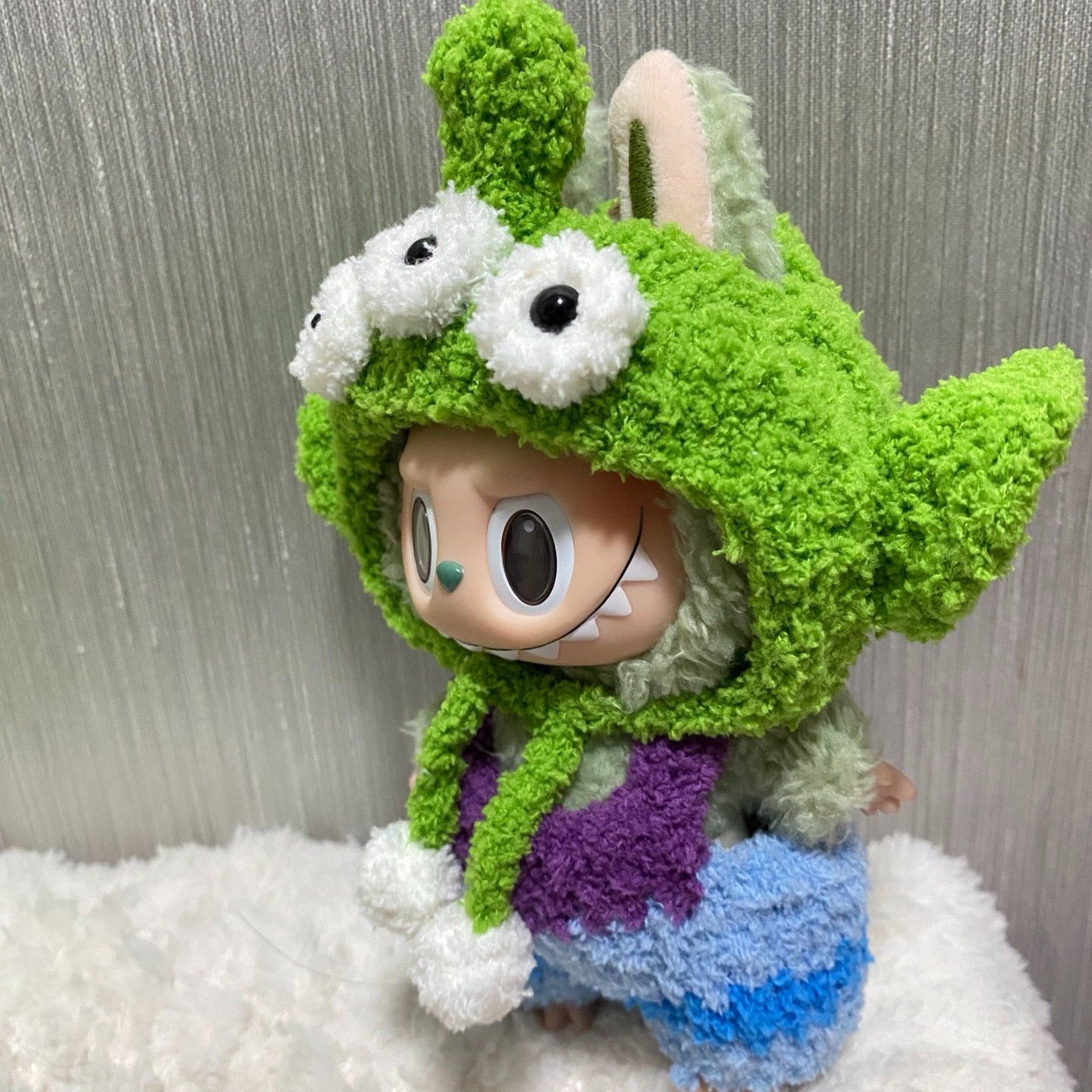 Alien Costume Set – Handmade Little Green Man Outfit for Labubu Doll