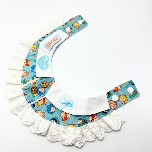 Customizable Cute Lace Pet Collar – Handmade Pet Ruffle Bib with Cartoon Print | Detachable Soft Cat Accessory for Photos & Outfits