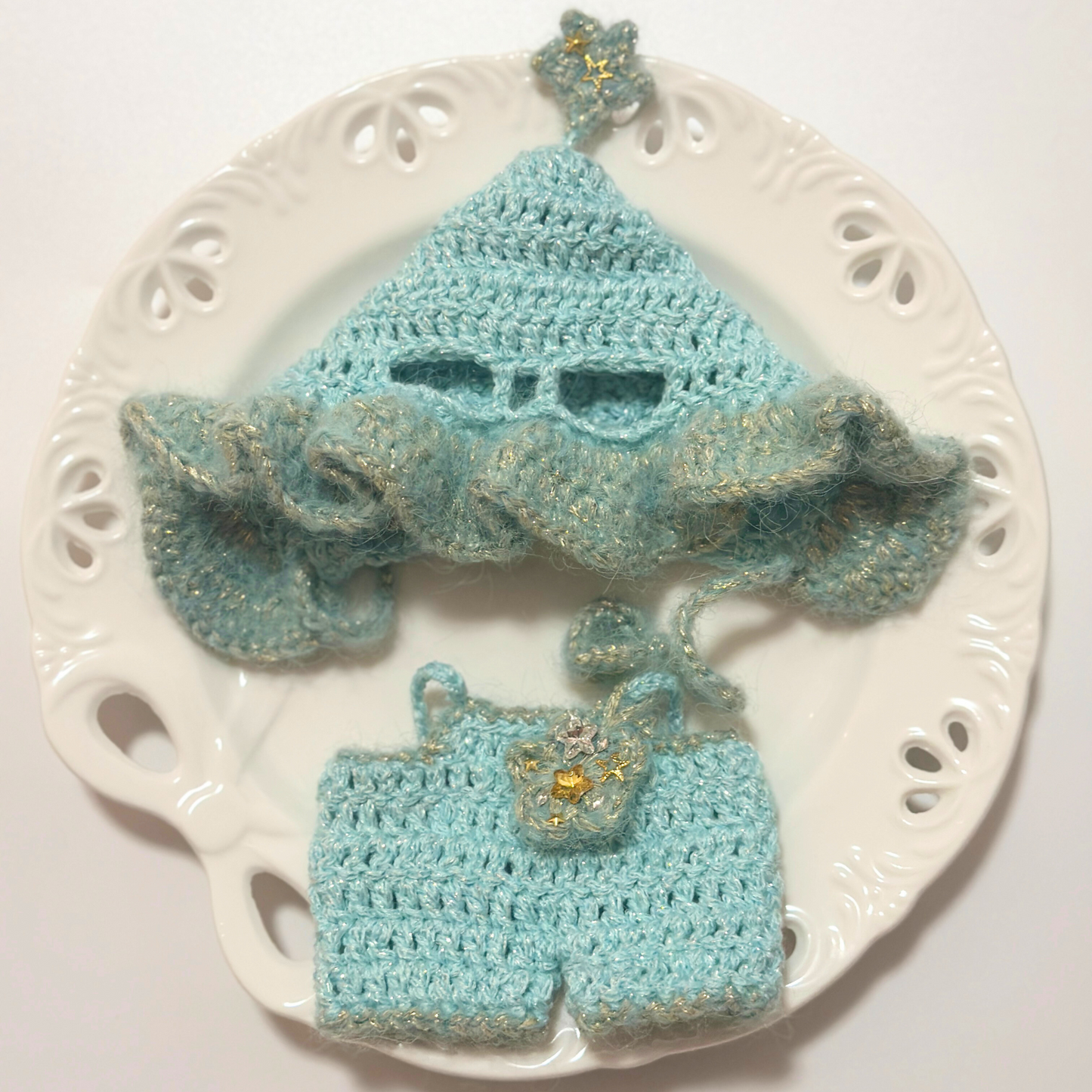 Cozy Knitted Suspender Set – Handmade for Labubu Dolls